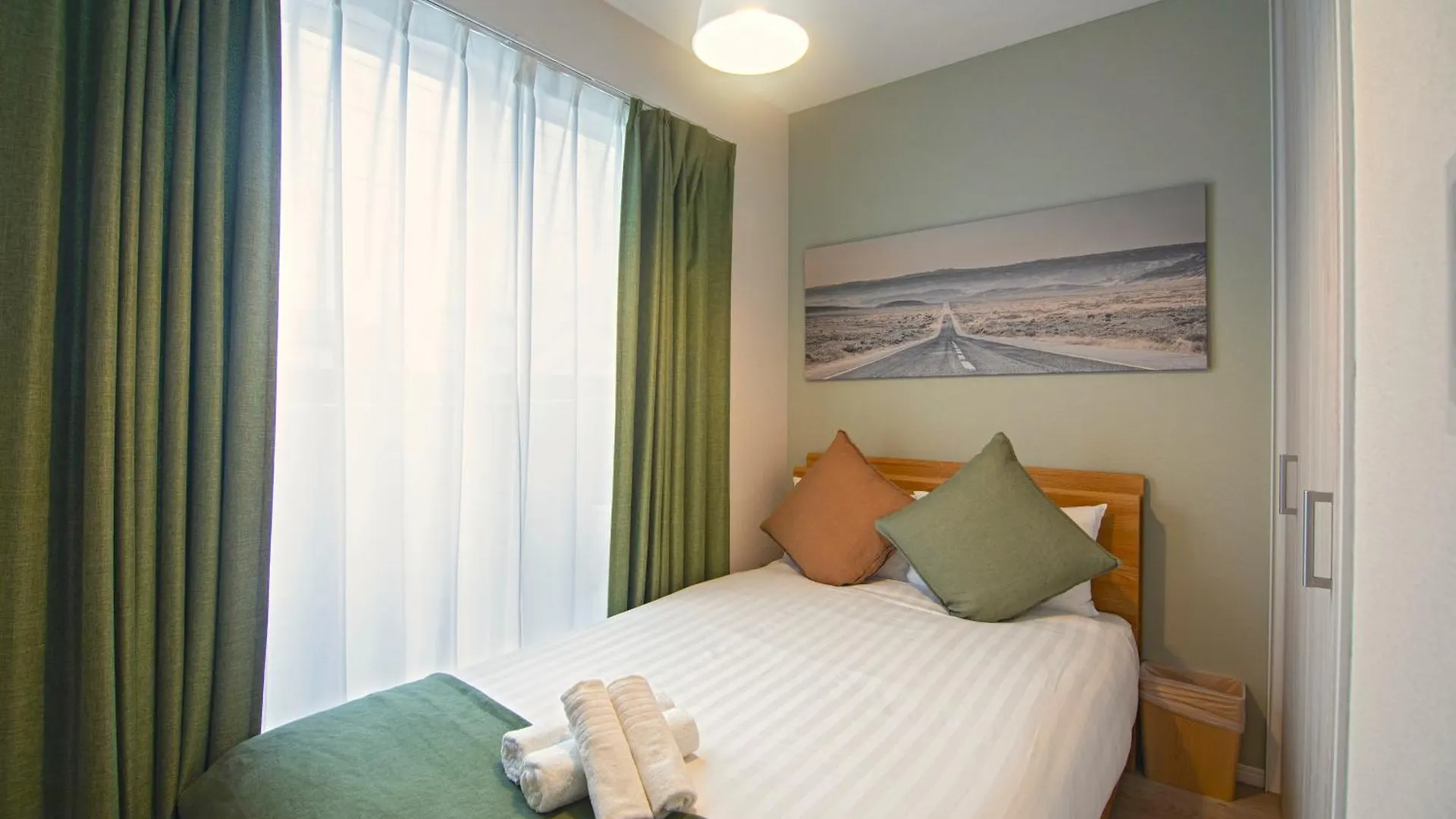 Holiday home 西九条【新築一軒家】駅近・アクセス良好＊Osaka＊Nambaエリア＊Newopen!! Freewifi Villa