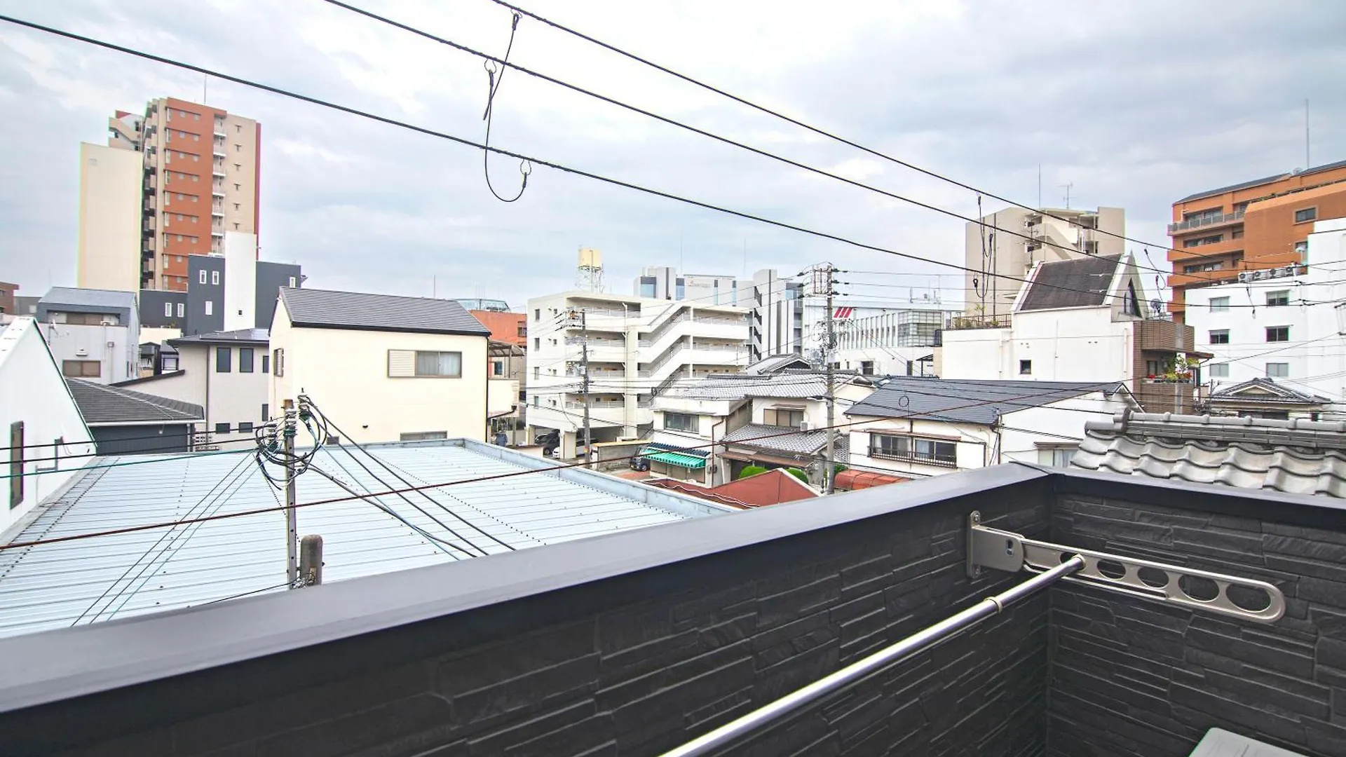 הוילה 西九条【新築一軒家】駅近・アクセス良好＊Osaka＊Nambaエリア＊Newopen!! Freewifi יפן